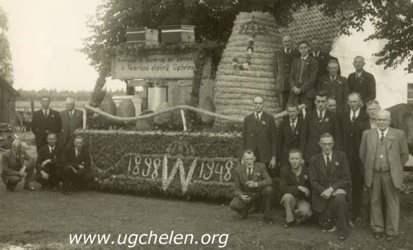 Praalwagen Ugchelense Imkers 1948
